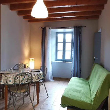 4 Pers Avec Cour, Vue Loire - Fr-1-582-122 Dom wakacyjny