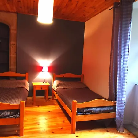 4 Pers Avec Cour, Vue Loire - Fr-1-582-122 度假居