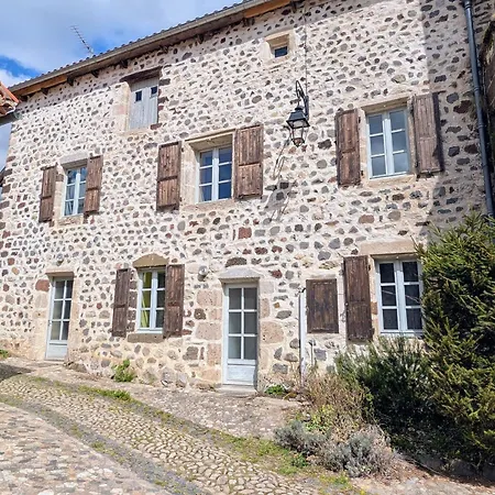 Vakantiehuis 4 Pers Avec Cour, Vue Loire - Fr-1-582-122 Arlempdes